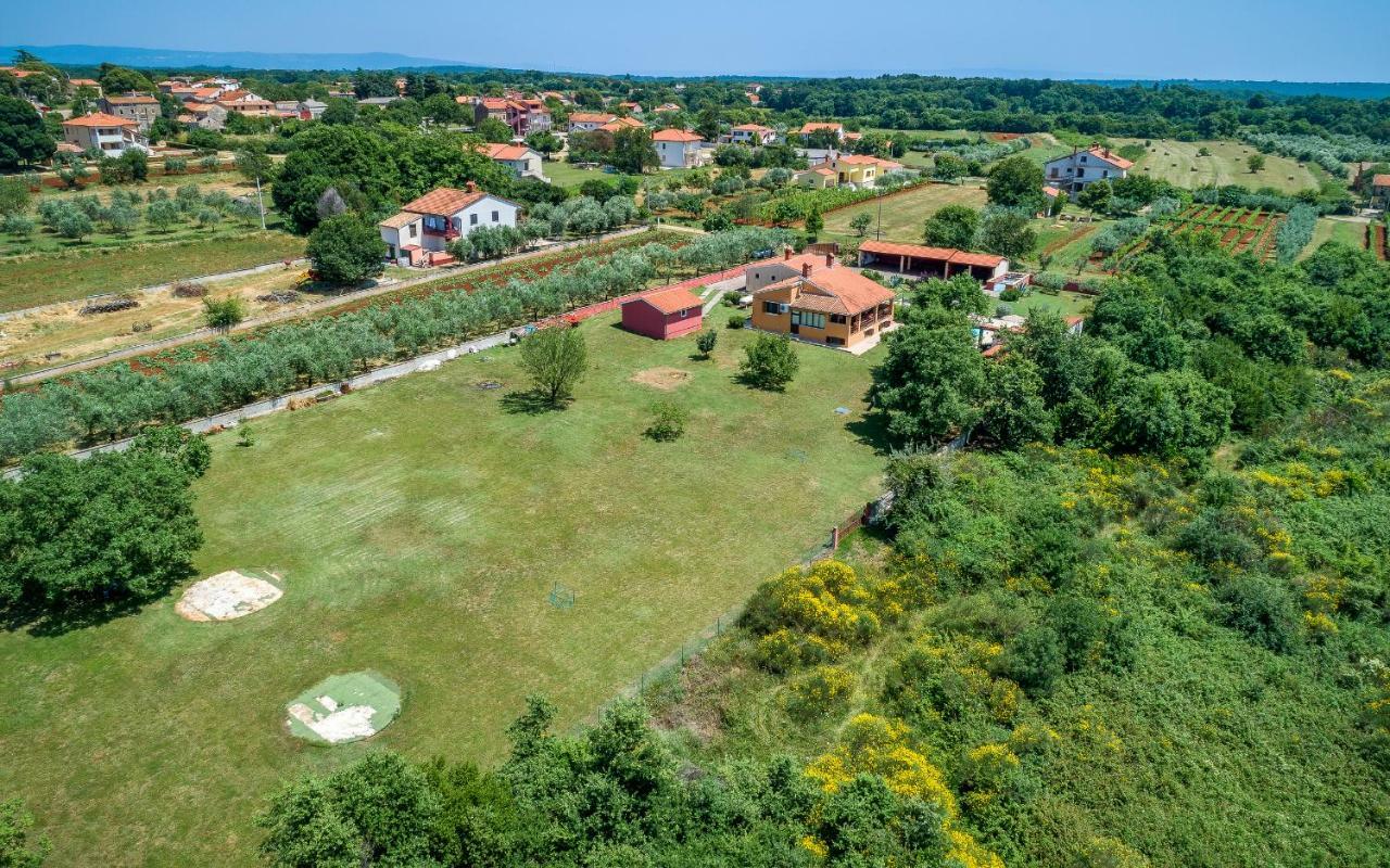 فيلا Hacienda Rosemary Muntić المظهر الخارجي الصورة