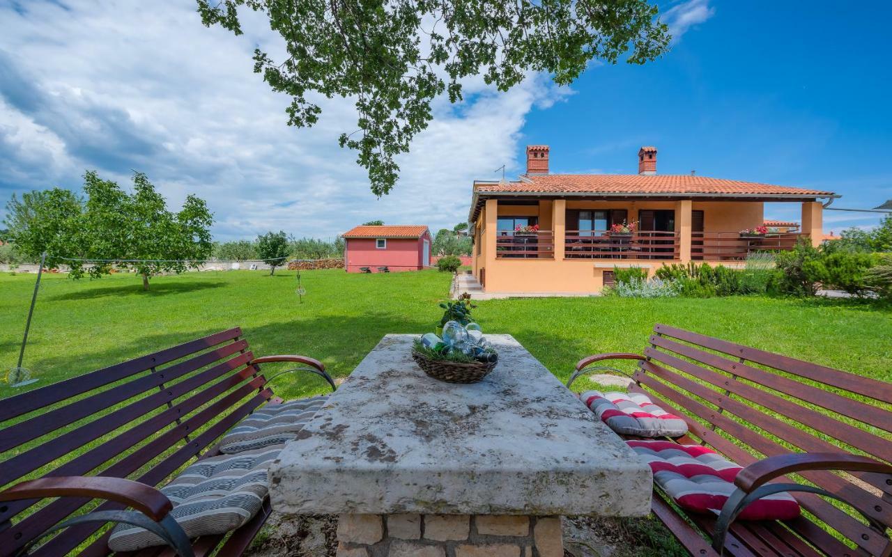 فيلا Hacienda Rosemary Muntić المظهر الخارجي الصورة