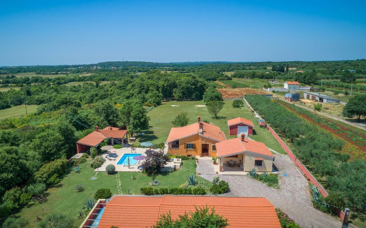 فيلا Hacienda Rosemary Muntić المظهر الخارجي الصورة